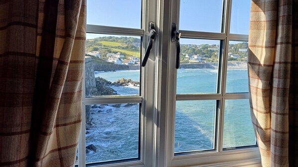 Double Room, Sea View | Free WiFi