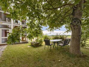 Outdoor dining - Holiday apartment with a great view near Passau (Röhrnbach)