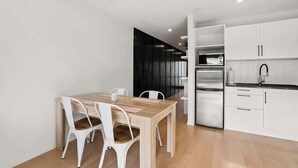 Unclassified image, 3 of 19, button - Charming Wānaka Apartment with Free Parking (Wānaka)