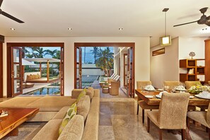 Basic Villa | Dining