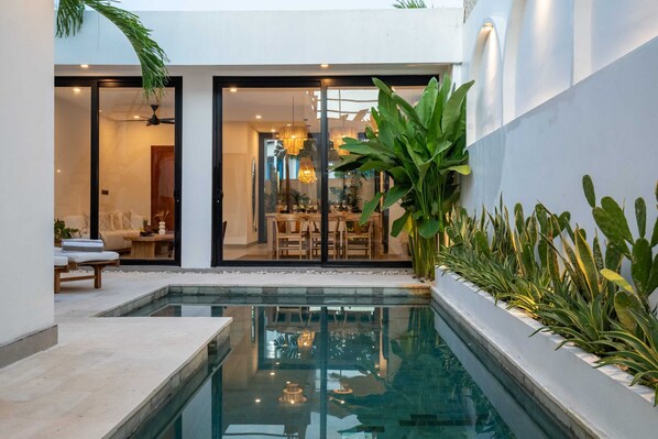 Basic Villa | Pool | Outdoor pool