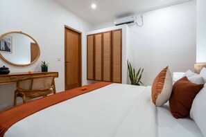 Vil·la bàsica | 2 dormitoris, escriptori i espai de treball apte per a portàtils 