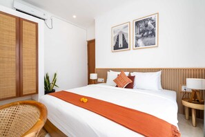 ベーシック ヴィラ | 2 室のベッドルーム、デスク、ノートパソコン用作業スペース、ベッドシーツ