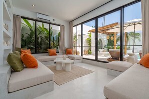 Basic-Villa | Wohnbereich | Fernseher, Streaming-Dienste