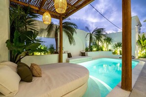 Basic-Villa | Pool
