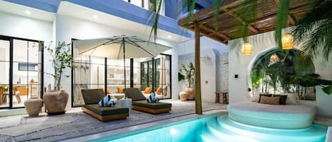 Basic Villa | Pool | Outdoor pool