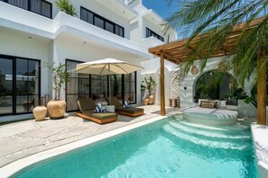 Basic-Villa | Pool