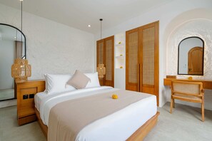 ベーシック ヴィラ | 2 室のベッドルーム、デスク、ノートパソコン用作業スペース、ベッドシーツ