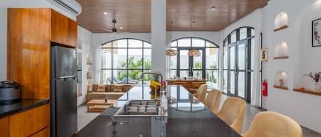 Basic Villa | Interior