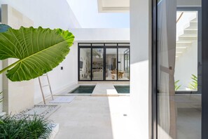 Basic Villa | Exterior detail