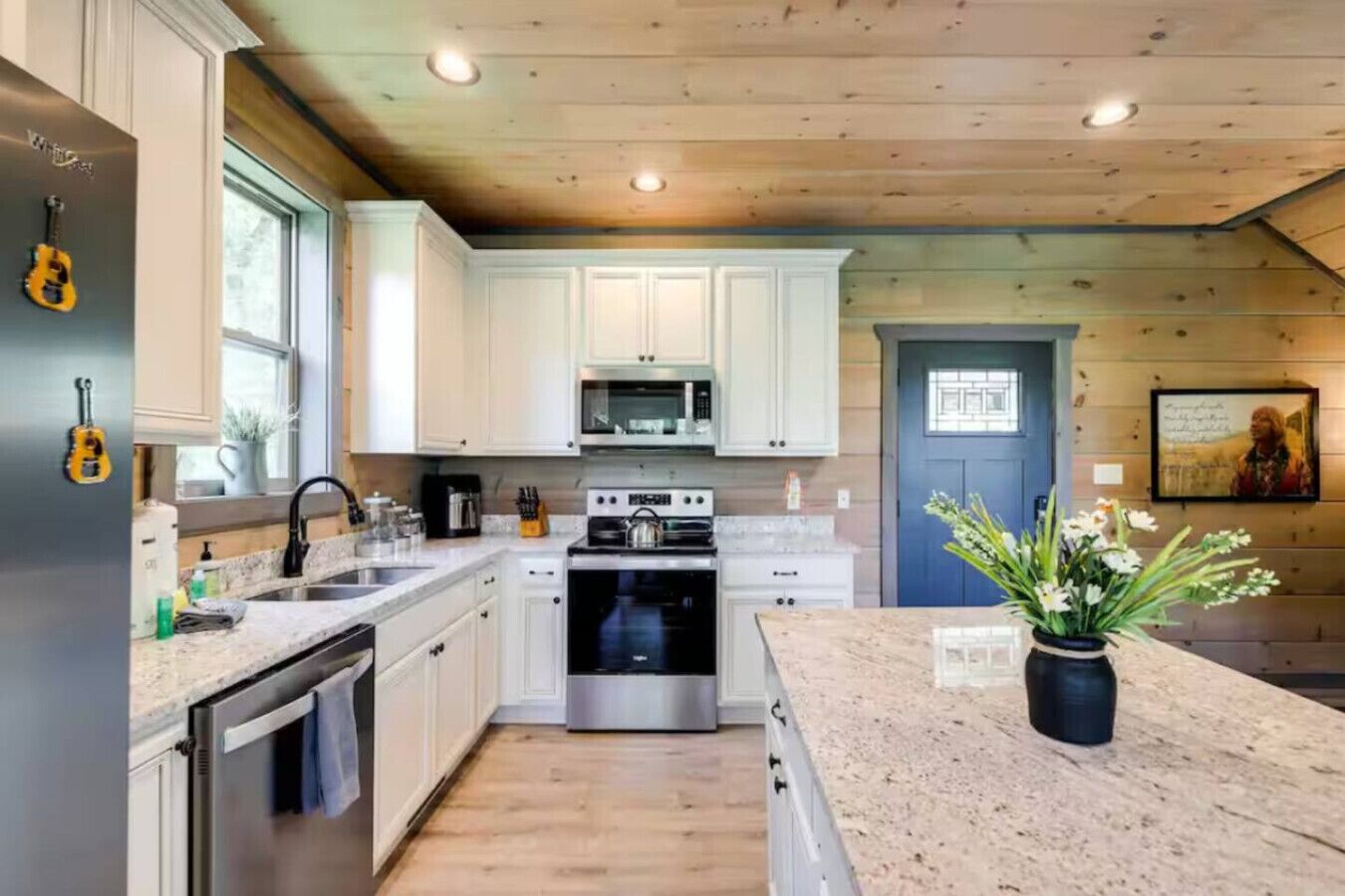 雪櫃、微波爐、爐具、洗碗機