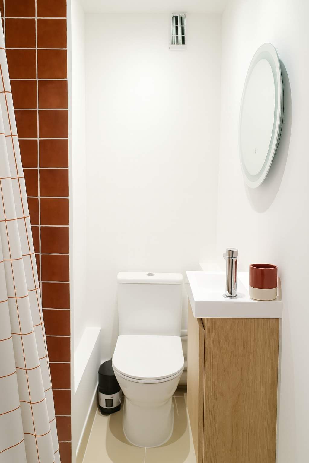 Een douche, een haardroger, handdoeken