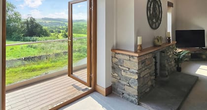 5 bedroom accommodation in Halfpenny, near Kendal