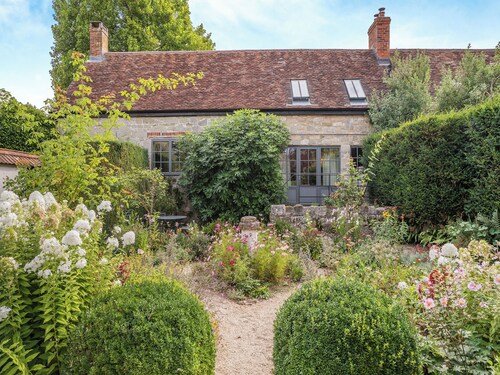 Kings Cottage North - UK49855