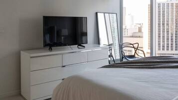 Desk, iron/ironing board, WiFi