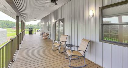 4 Mi to Mohican River: Ohio Amish Country Cottage