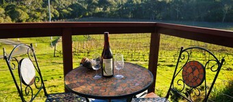Gisborne Peak Winery - Cottages • Vineyard Stay Macedon Ranges