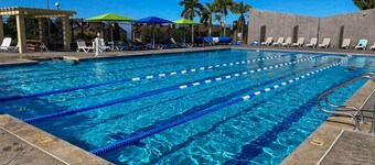 Golfer’s Lava Cove - Waikoloa, HI