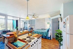 Fridge, microwave, oven, dishwasher