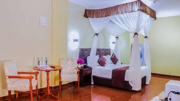 Deluxe Single Room, City View | WiFi (free), bed sheets