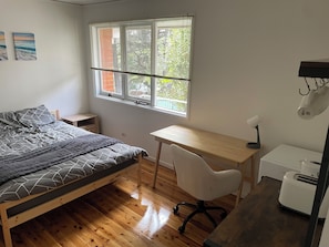 1 bedroom, WiFi, bed sheets
