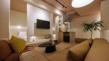 Junior Twin Room | Free WiFi