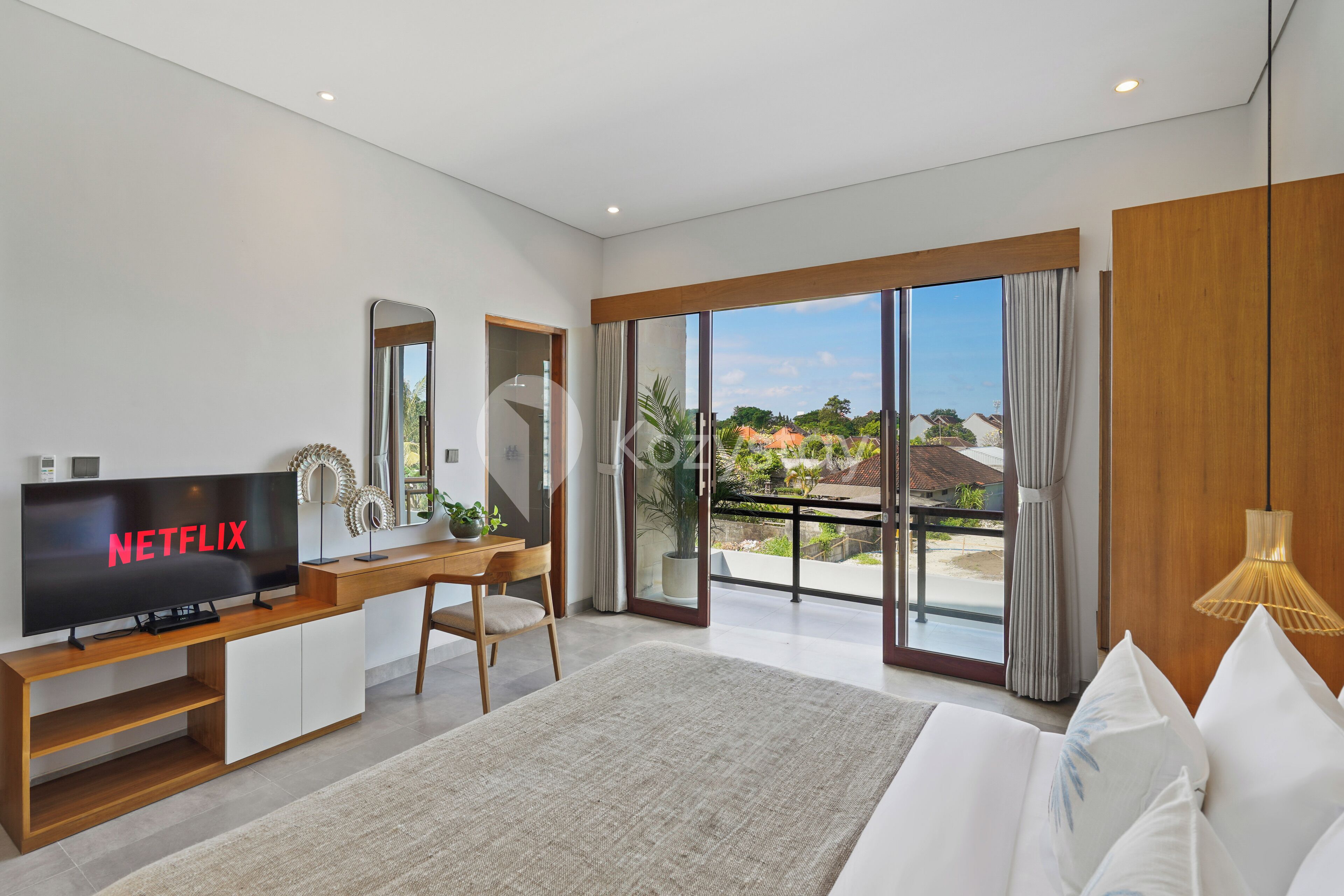 Biệt thự, 2 phòng ngủ, quang cảnh hồ bơi | Bàn, khu vực làm việc phù hợp cho laptop, bàn ủi/dụng cụ ủi quần áo 