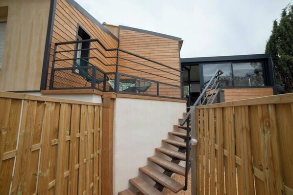 Exterior - Cocoon under the oaks with jacuzzi (Saint-Martin-de-Londres)