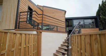 Cocon sous les chĂȘnes avec jacuzzi