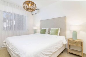 1 soverom, strykejern/-brett, wi-fi (inkludert) og sengetøy