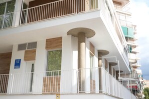 تفاصيل الفندق من الخارج