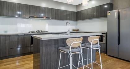 Spacious 4-Bed House with Outdoor Area