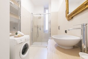 Dusche, Bidet