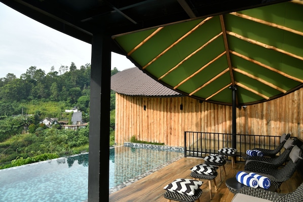 Outdoor pool, sun loungers