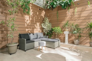 Studio, 1 Double Bed, Kitchenette | Terrace/patio