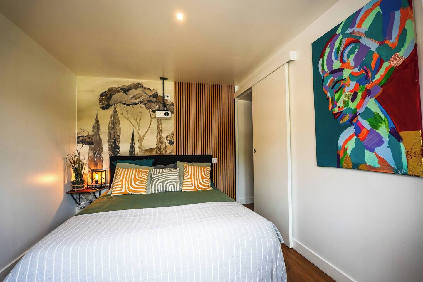 1 bedroom, WiFi, bed sheets