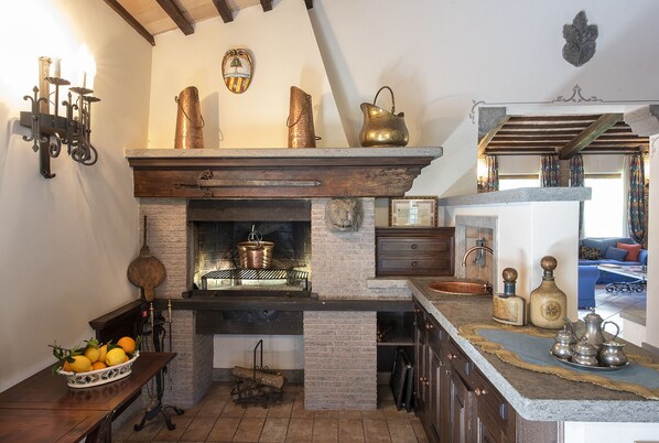 Villa Supérieure | Coffres-forts dans les chambres, bureau