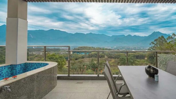 Kamar Twin Premier, pemandangan bukit | Bathtub spa pribadi