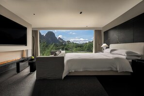 Luxury Suite, Hill View | View from room - YINGMAN HOTEL (Guilin)