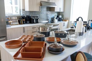 Microwave, oven, stovetop, dishwasher