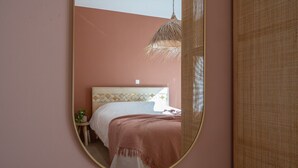3 bedrooms, desk, iron/ironing board, WiFi - The Corner Floor, front row sea view and parking (Oostende)