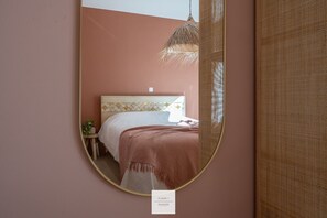 3 bedrooms, desk, iron/ironing board, WiFi