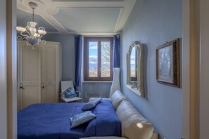 7 bedrooms