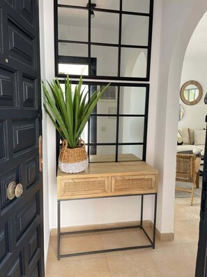 Interior - Relax in Marbella: Garden Club 44 Apartment with Balcony & Pool Access (Marbella)