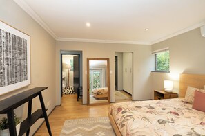 5 chambres, fer et planche à repasser, Wi-Fi, literie fournie