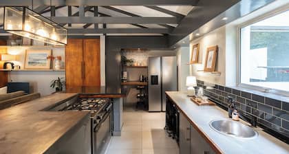 Pool & Garden Winelands Retreat