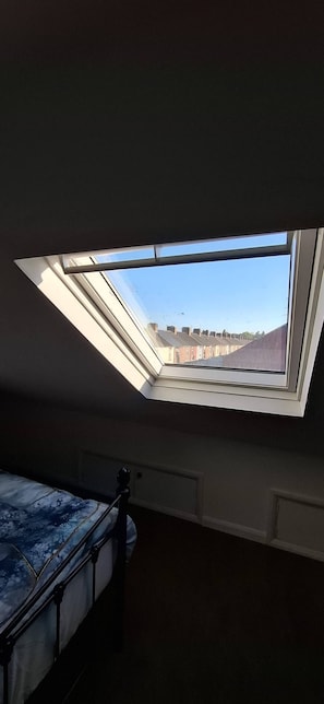 3 chambres, fer et planche à repasser, accès Internet, draps fournis