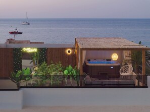 Terrace/patio - Sandy Shore Villa, Next to Beach, Dining & Shops (CQ4M+MV8 Bali, Greece)