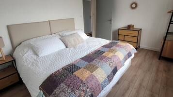 2 bedrooms, free WiFi, bed sheets