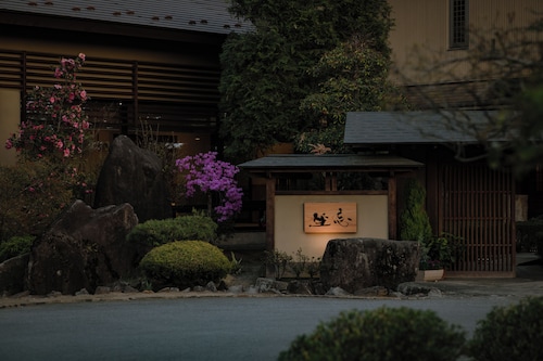 Fuefukigawa Onsen Zabou